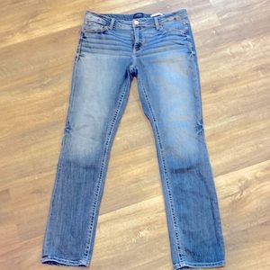 Buckle Daytrip Virgo straight jeans. Size 32 R